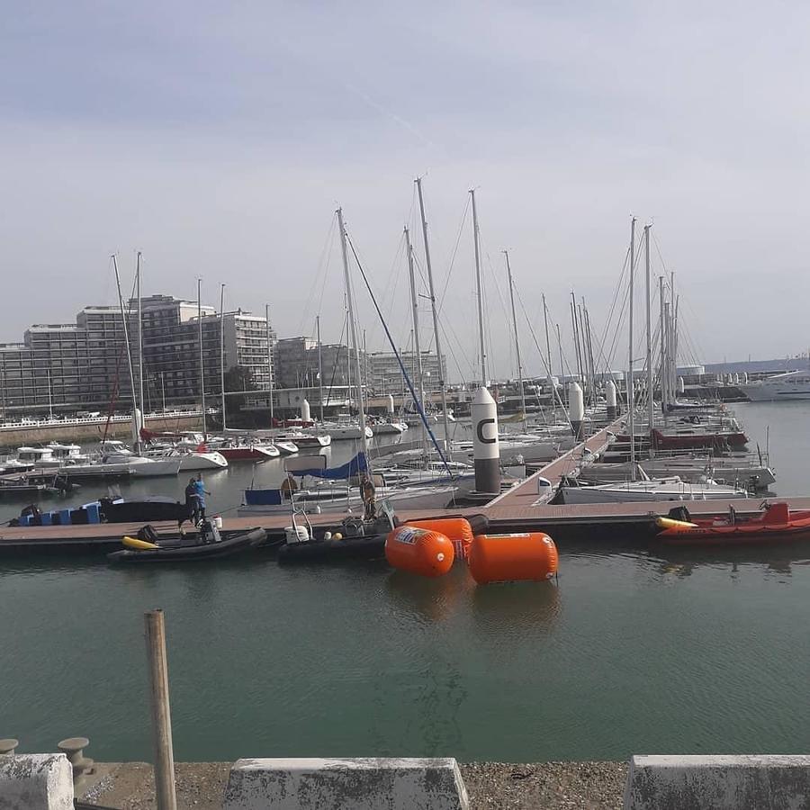 Lesembruns Hotell Le Havre Exteriör bild